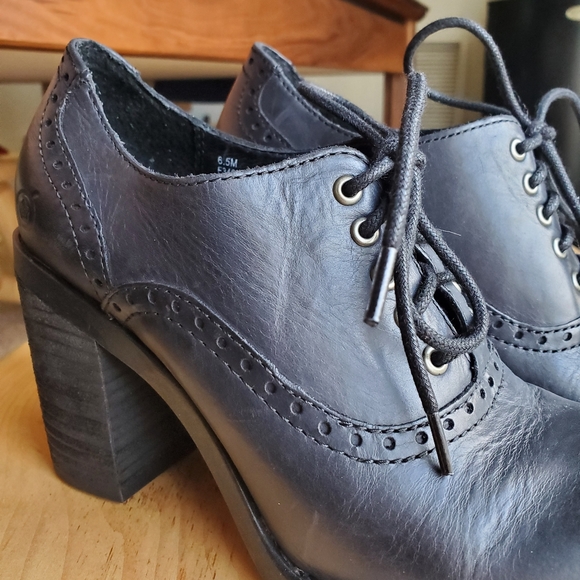 Born Lace Up Leather Oxford Heels - Picture 3 of 8